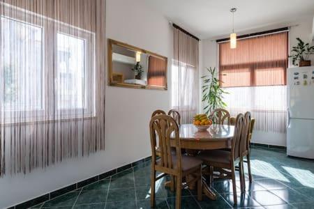 Apartmani Jelena Omis Luaran gambar